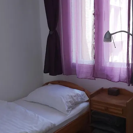 Apartment Belvarosi Apartman *