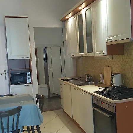 Belvarosi Apartman *