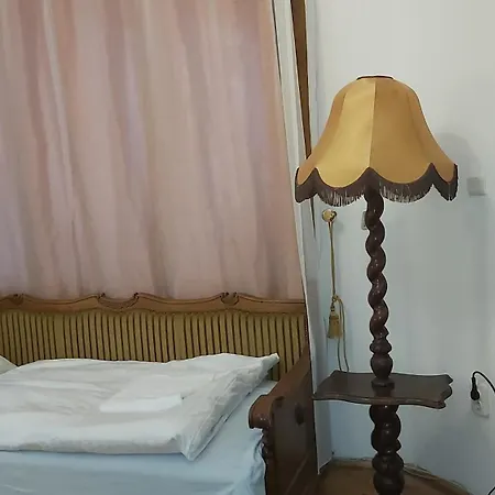 Apartment Belvarosi Apartman *